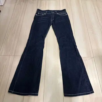 [우2] 부츠컷 데님 플레어 데님 다크 데님 LM