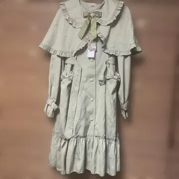 Amavel 프릴 코트 F 사이즈