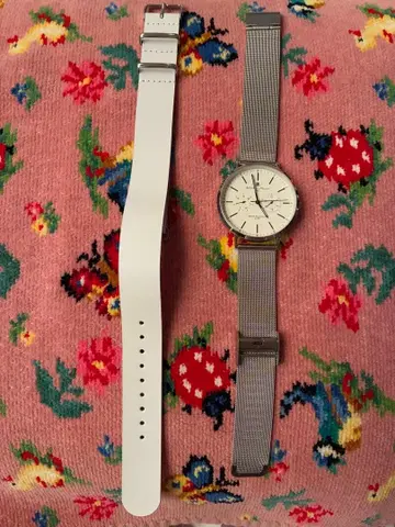 SalvatoreMarra 메쉬 밴딩 손목시계