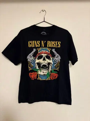 GUNS N' ROSES 티셔츠 M 사이즈