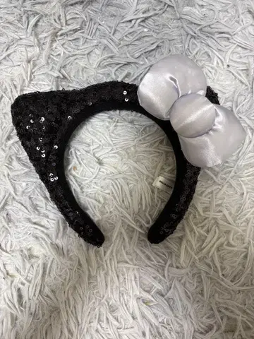 스팽글 블랙 머리띠 실버 리본