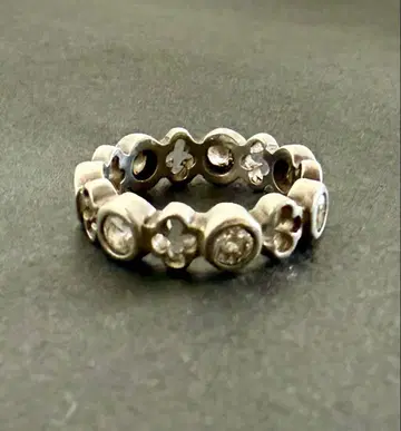 로리 로드킨 실버 반지