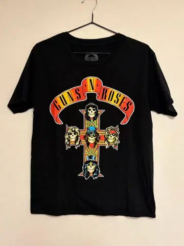 GUNS N' ROSES 티셔츠 M 사이즈