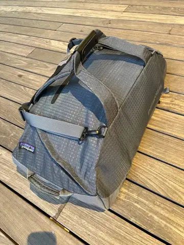patagonia 대형 셔틀 더플백 그레이