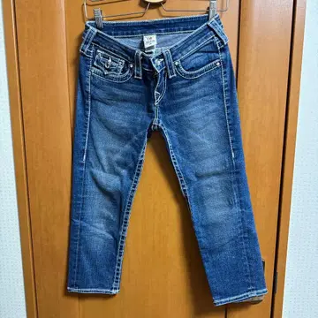 트루 릴리젼 월드 투어 데님