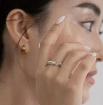 ebine Chubby Many Pearl Ring