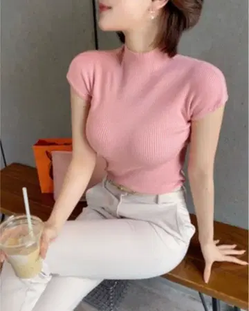 [ QUNG ] 프렌치 슬리브 니트