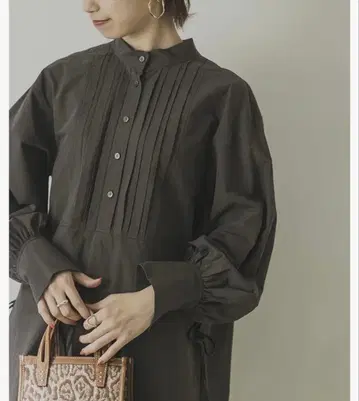 어반 리서치 사이드 리본 블라우스