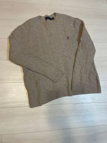 케이블 니트 스웨터 베이지 긴팔