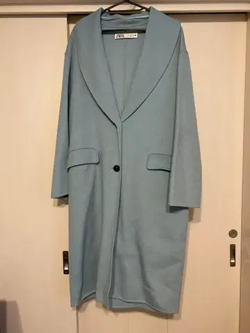 라이트 블루 롱 코트