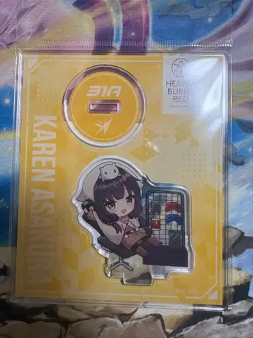 헤븐 번즈 레드 아크릴 스탠드 아사쿠라 카렌 돈키 콜라보