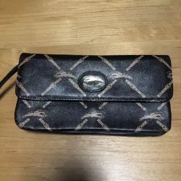 켄터키 더비 장지갑 다크 브라운 미사용에 가까운 깨끗한 지갑입니다