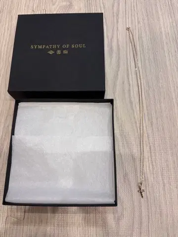 SYMPATHY OF SOUL 10금 다이아 크로스 목걸이