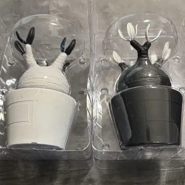 MEDICOM TOY x BOTANIZE 세트