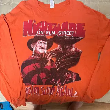 A Nightmare on Elm Street 긴팔 셔츠
