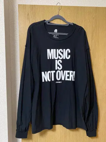 ISNESS MUSIC 프린트 긴팔 티셔츠