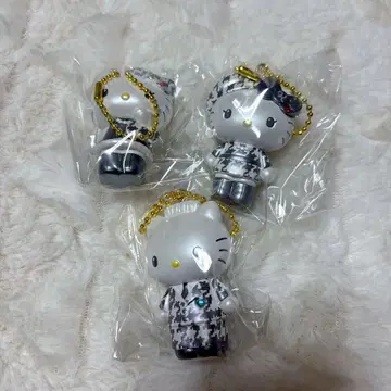 헬로키티 시크릿 마스코트 참 ( 흑백 걸리시 쌍둥이 코디 )