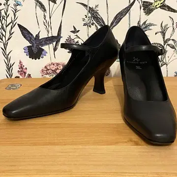 미사용 와코루 서세스워크 스트랩 펌프스 24cmEE 블랙