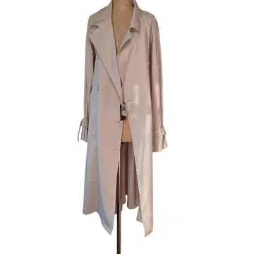 미사용 택 포함 베이지 트렌치코트 허리 벨트 포함