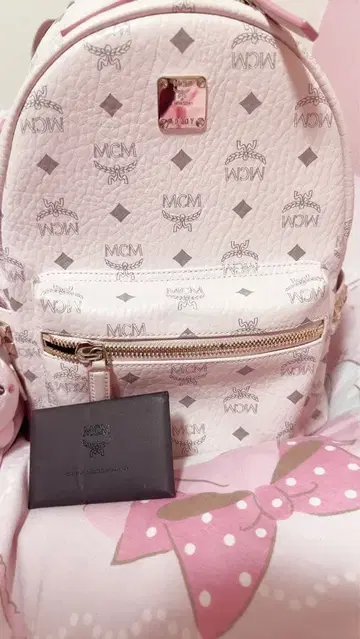 MCM 백팩 파우더 핑크 S 사이즈