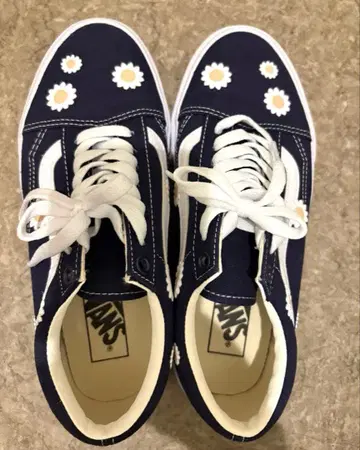 [ 상자 설명서 포함 ] VANS 네이비 꽃무늬 스니커즈 24.5cm