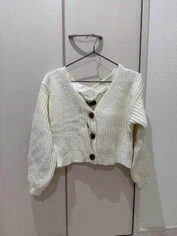 evelyn 로우 게이지 가디건 택 포함 새상품