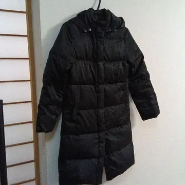 QUEENS COURT 다운 코트 블랙 롱 기장 방한 아우터