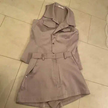 QUING 그레이 셋업 숏팬츠 포함