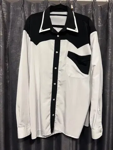 웨스턴 스타일 긴팔 셔츠 화이트 블랙