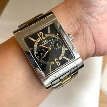 TECHNOS 손목시계