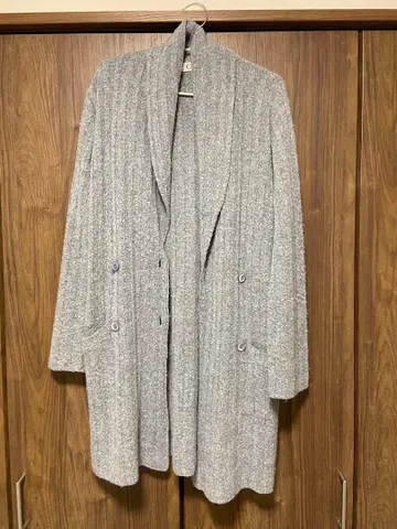 끌로에 블루 그레이 가디건 사이즈 40