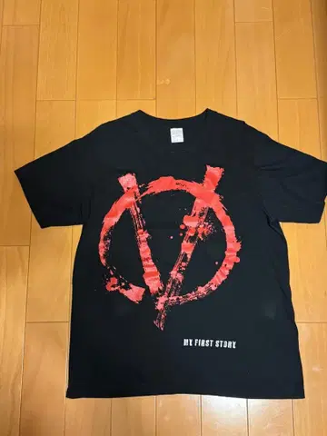 [ 한정품 ] 스트라타 한정 T셔츠