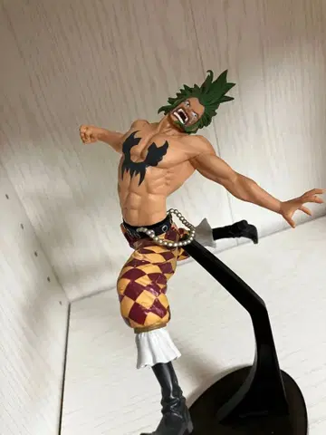 원피스 바르톨로메오 피규어