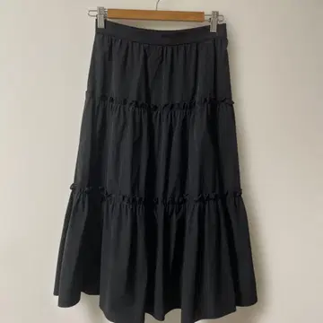 블랙 플레어 스커트 롱 기장 티어드