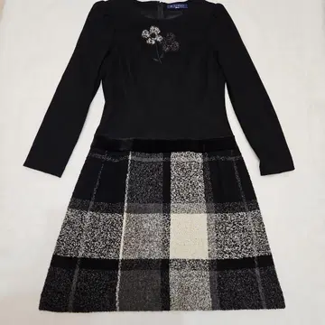 클리닝 완료 엠즈 그레이시 원피스 40