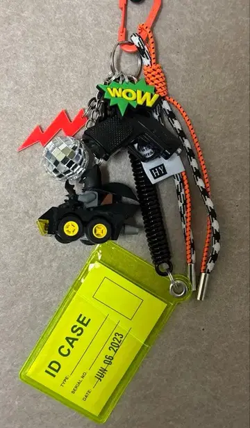 찰랑찰랑 키링 패스 케이스 라이트 포함