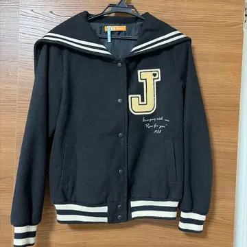 핀토 세일러 카라 점퍼 블랙