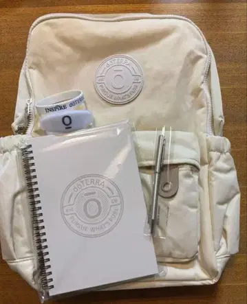 doTERRA 컨벤션 2025 백팩 노트 볼펜 포함