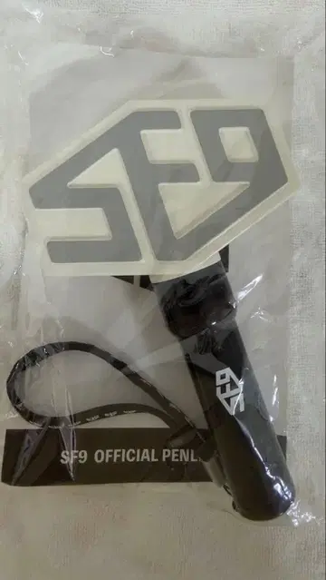 SF9 OFFICIAL PENLIGHT