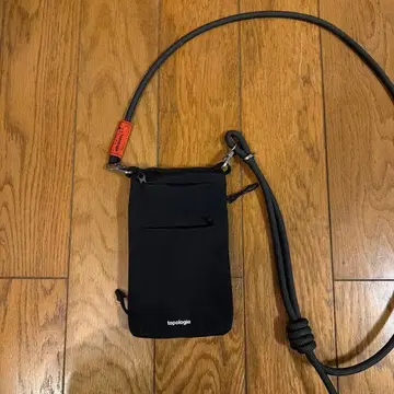 topologie 블랙 사코슈