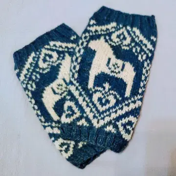 손뜨개질 암워머 달라나 호스 북유럽 목마 리스트 워머