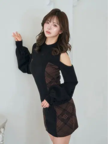 다리치 Darich 사이드 체크 니트 미니 원피스