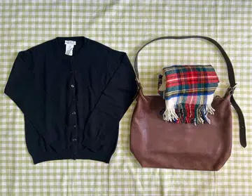 에네스베 울 100% 크루넥 가디건 블랙 긴팔