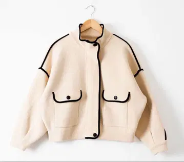 MIA 파이핑 블루종 자켓 라이트 베이지 시착만 한 상품