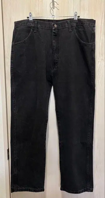 [ 새상품급 ] RUSTLER 블랙 데님