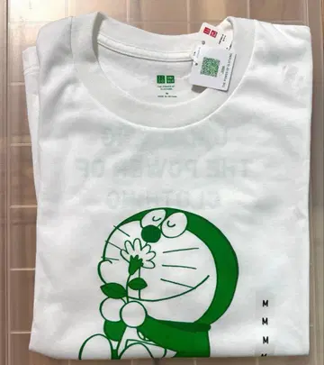 도라에몽 UNIQLO 콜라보 반팔