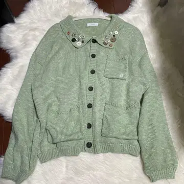 가디건 카라 부착 그린 레트로 버튼 리메이크 모리걸