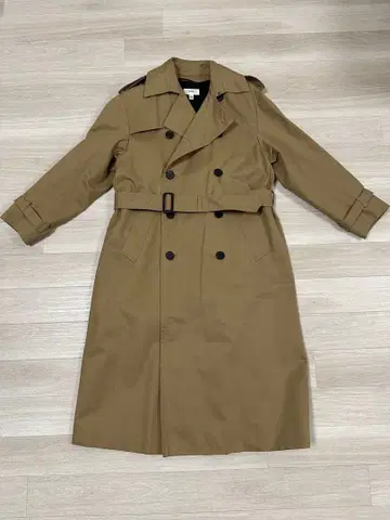 새상품급 HYKE 트렌치코트