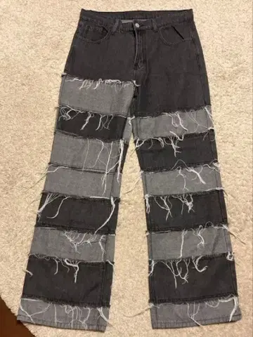 SHEIN. 패치워크 블랙 데님 팬츠