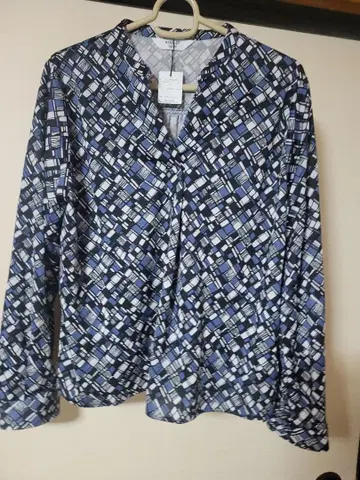 MAKLET 기하학 패턴 긴팔 블라우스 40 새상품